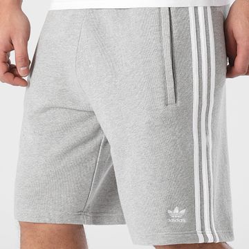 Adidas Originals - 3 Stripes Jogging Shorts IU2340 Gris brezo