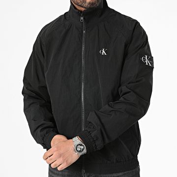 Calvin Klein - 5102 Chaqueta negra con cremallera