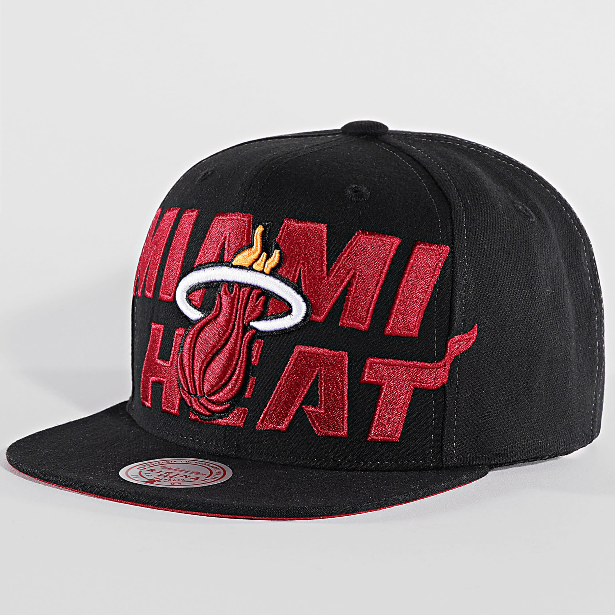 Mitchell and Ness - Miami Heat NBA Gorra con visera completa HHSS7646 Negra