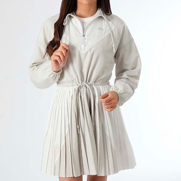 Lacoste - Relaxed Fit Vestido Mujer Logo Cocodrilo Bordado Beige Blanco