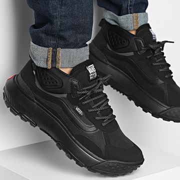 Vans - Mte Crosspath Mid Sneakers CVVBKA1 Negro