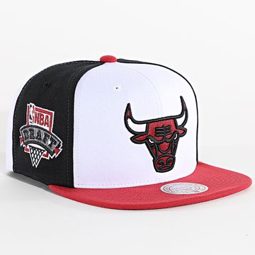 Mitchell and Ness - NBA Core I Chicago Bulls Snapback Cap HHSS6742 Blanco Negro Rojo