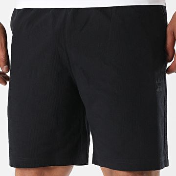 Adidas Originals - Pantalón corto Essential JD2460 Negro