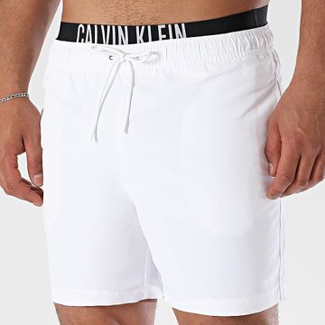 Calvin Klein - Shorts de baño Medium Double 1093 Blanco