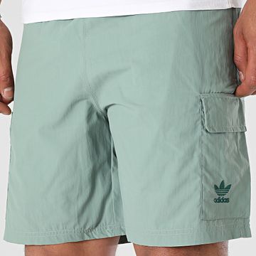 Adidas Originals - Pantalones cortos Essential Cargo JP4786 Verde