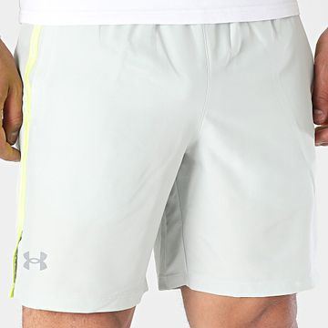 Under Armour - Pantalones cortos de jogging Launch 1382620 Verde Gris