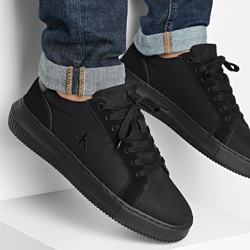 Calvin Klein - Baskets Chunky Cupsole MG Canvas 1219 Triple Negro