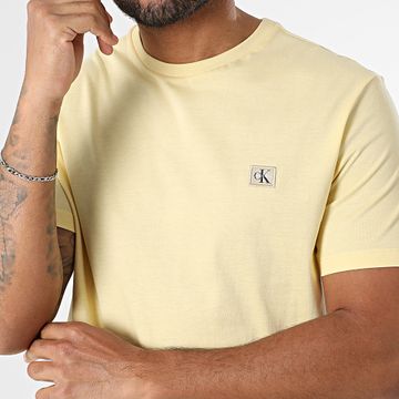 Calvin Klein - Camiseta LV04RC272G Amarillo