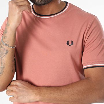 Fred Perry - Camiseta Twin Tipped M1588 Rosa