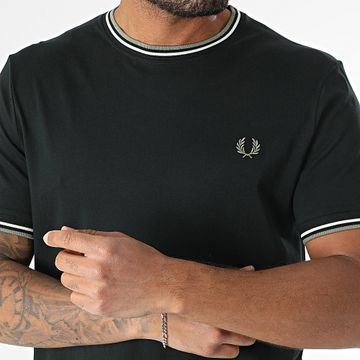 Fred Perry - Camiseta Twin Tipped M1588 Verde Oscuro