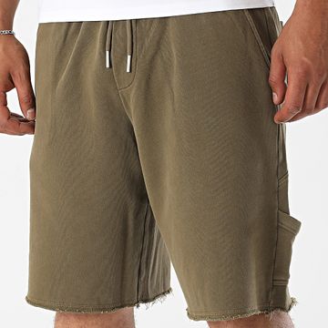 Uniplay - Essentiel 111 Jogging Shorts Caqui Verde