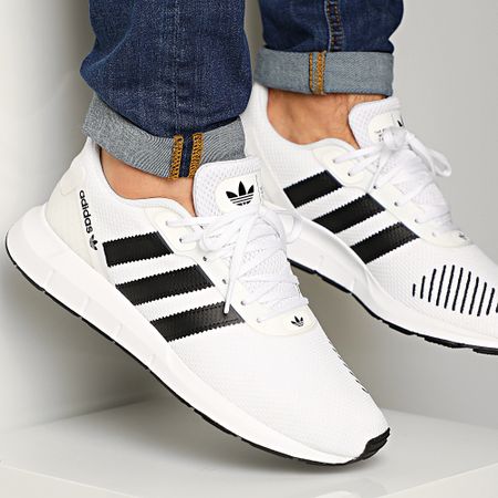 Adidas Originals - Baskets Swift Run RF FV5358 Cloud White Core Black