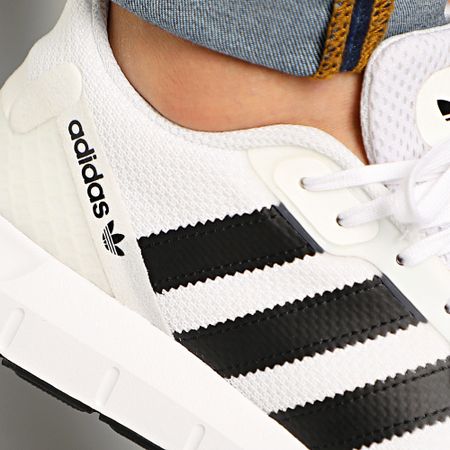 Adidas Originals - Baskets Swift Run RF FV5358 Cloud White Core Black