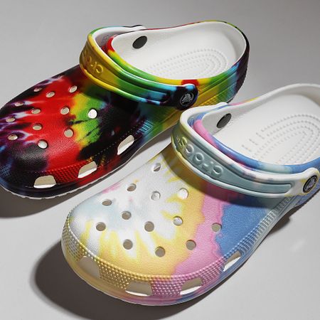 Crocs - Chanclas Classic Tie-Dye Graphic Clog Slides Blanco Multi