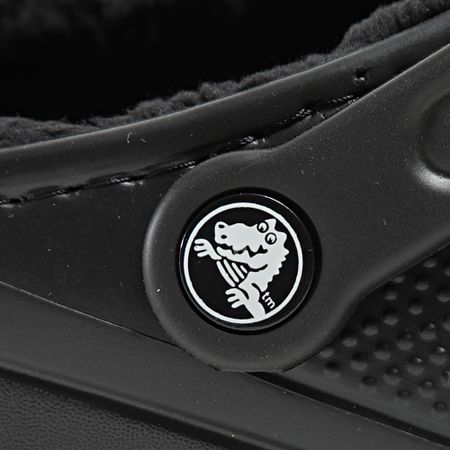 Crocs - Zuecos con forro clásico negro