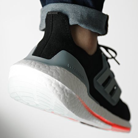 Adidas Performance - Ultraboost 22 Zapatillas GX3060 Core Black Magnetic Grey Turbo