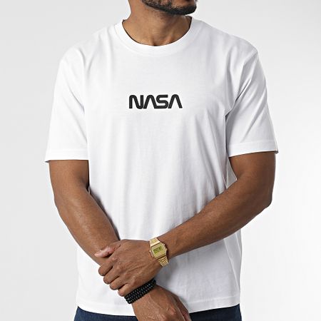 NASA - Camiseta extragrande con bandera grande blanca
