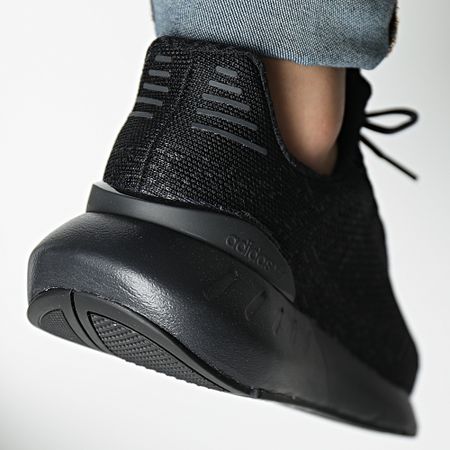 Adidas Originals - Swift Run 22 Decon Zapatillas GY1940 Core Negro Carbono