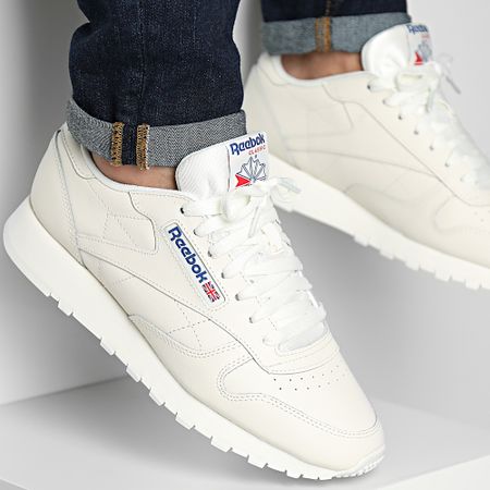 Reebok - Classic Leather 100032947 Chalk Vector Blue Vector Red Zapatillas