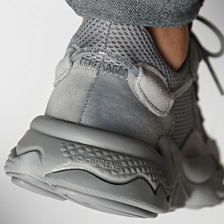 Adidas Originals - Ozweego Zapatillas GW4671 Gris Core Negro