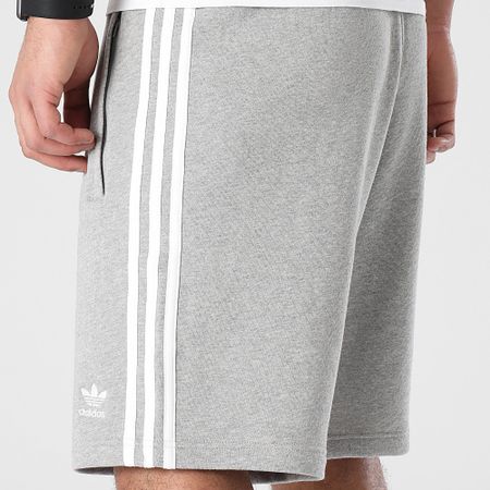 Adidas Originals - 3 Stripes Jogging Shorts IU2340 Gris brezo