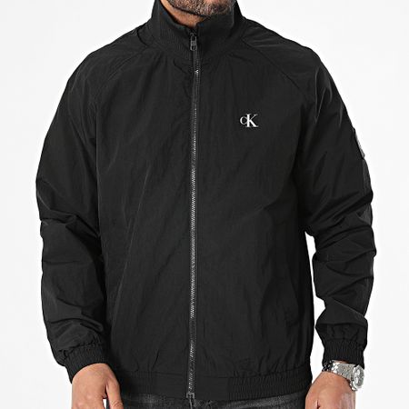 Calvin Klein - 5102 Chaqueta negra con cremallera