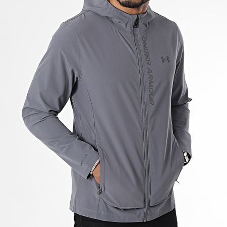 Under Armour - Chaqueta con capucha y cremallera Outrun The Storm 1376794 Gris antracita