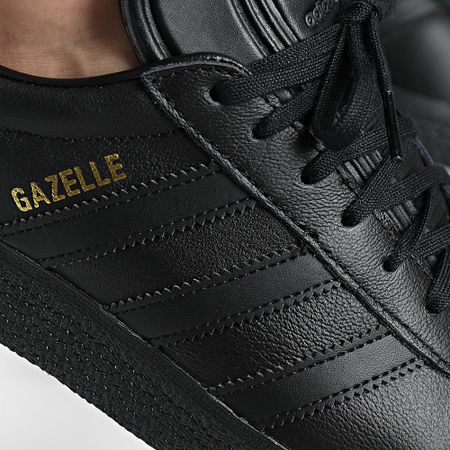 Adidas Originals - Gazelle BB5497 Core Black Gold Metallic Sneakers