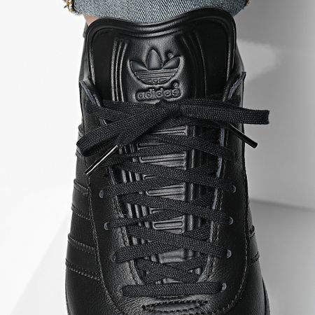 Adidas Originals - Gazelle BB5497 Core Black Gold Metallic Sneakers