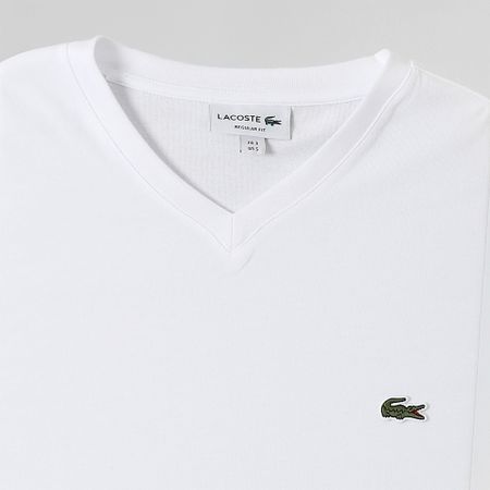Lacoste - Camiseta cuello pico Logo Cocodrilo Bordado Regular Fit Blanca