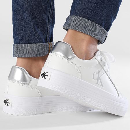 Calvin Klein - Zapatillas de mujer Bold Vulcan Flatform Laceup Leather 1688 Bright White Silver