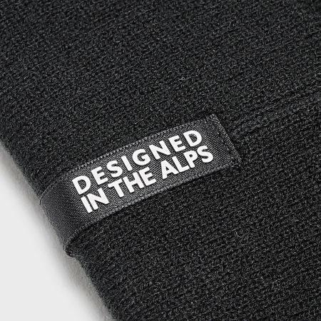 Helvetica - Gorro Mistral Negro