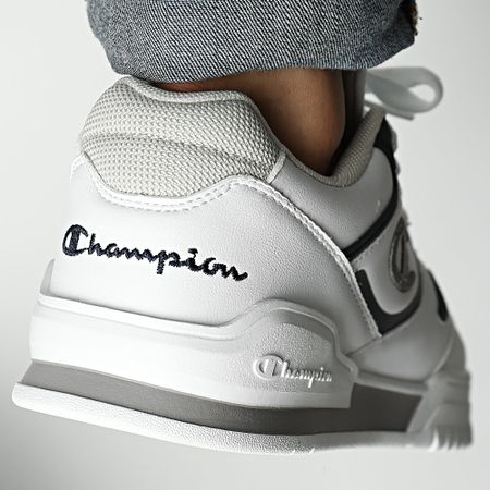 Champion - Baskets 3 Point Tech Low S22272 Blanco Azul Marino Gris