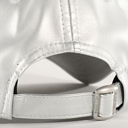 New Era - Mujer 9Forty Midi Pu NY Cap 60580745 Plata