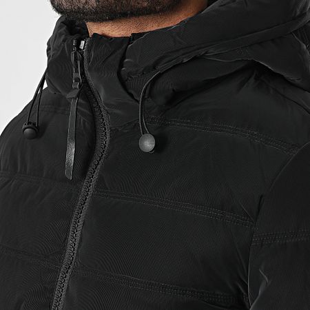 Frilivin - Chaqueta negra con capucha