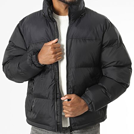 KZR - Chaqueta negra con capucha