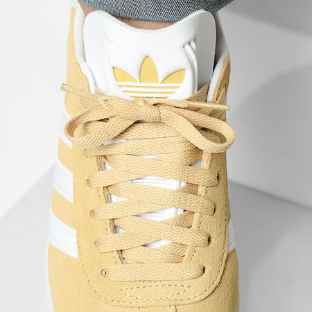 Adidas Originals - Gazelle JH5382 Avena Calzado Blanco Oro Metálico Zapatillas de deporte