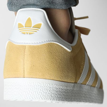 Adidas Originals - Gazelle JH5382 Avena Calzado Blanco Oro Metálico Zapatillas de deporte