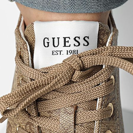 Guess - Zapatillas FMPISLPAC12 Beige