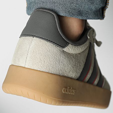 Adidas Performance - Baskets Barreda JP7100 Wonder Beige Carbón Semi Lúcido Rojo