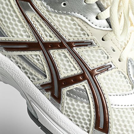 Asics - Baskets Gel 1130 1202A164 Crema Marrón rojizo