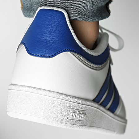 Adidas Performance - Zapatillas Hoops 4.0 JQ9987 Calzado Blanco Azul Real Gris Dos