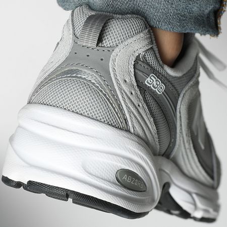 New Balance - Baskets 530 MR530CK Raincloud Shadow Grey Silver Metallic