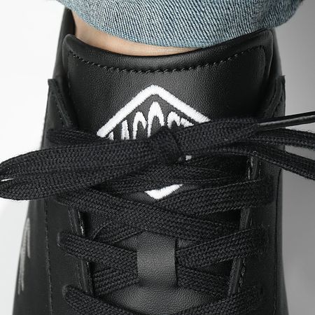 Lacoste - Club Low 125 Zapatillas negras