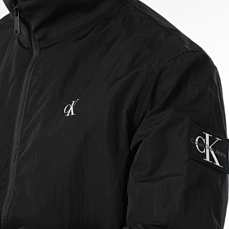 Calvin Klein - 7373 Chaqueta negra con cremallera
