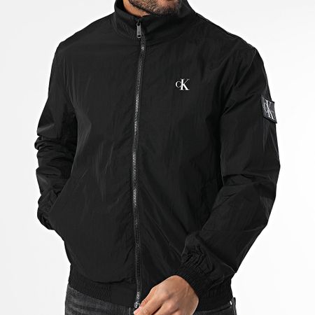 Calvin Klein - 7373 Chaqueta negra con cremallera