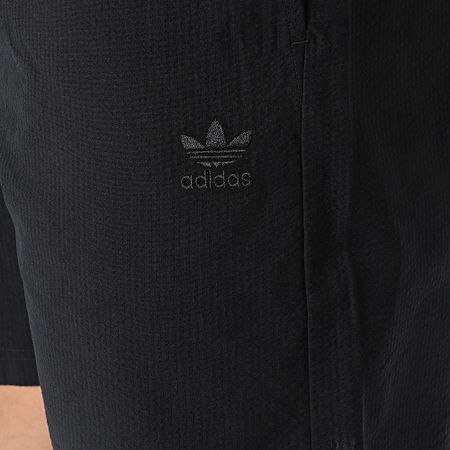 Adidas Originals - Pantalón corto Essential JD2460 Negro