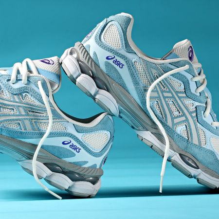Asics - Canastas Gel NYC 1203A383 Crema Arctic Sky