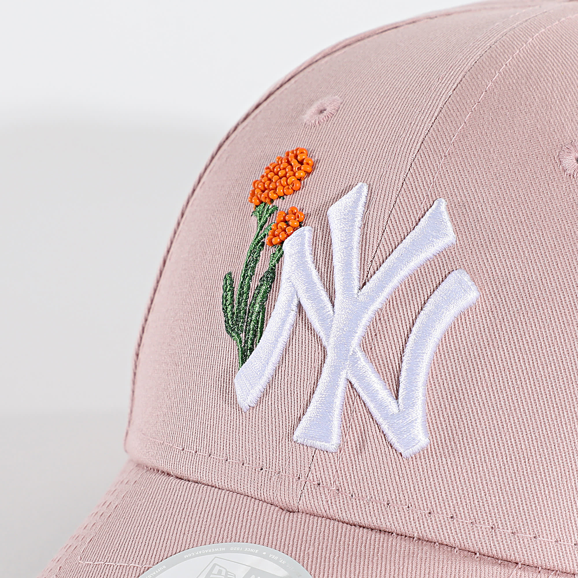 New Era - Gorra de mujer con cuentas 9Forty NY Yankees 60667503 Floral rosa