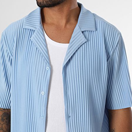 Uniplay - 158 Conjunto de camisa azul claro de manga corta y pantalón texturizado